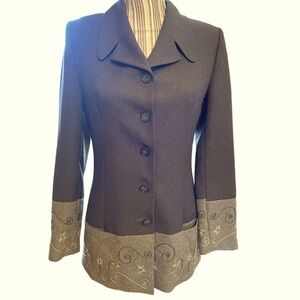 𝅺bettina Spitz blazer, size 6, wool/polyester blend, excellent condition,